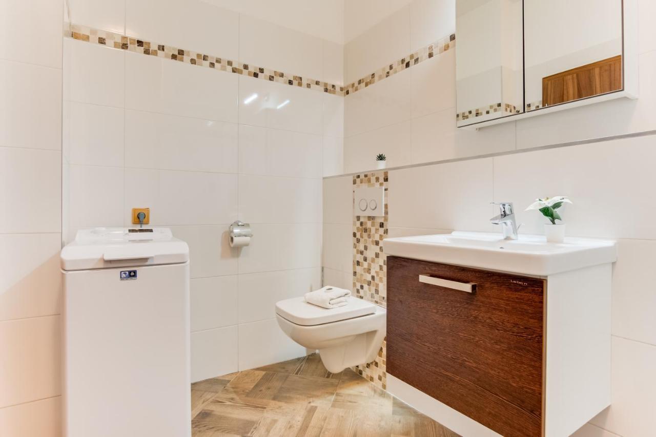 Euro Krenova 75 Apartmán Brno