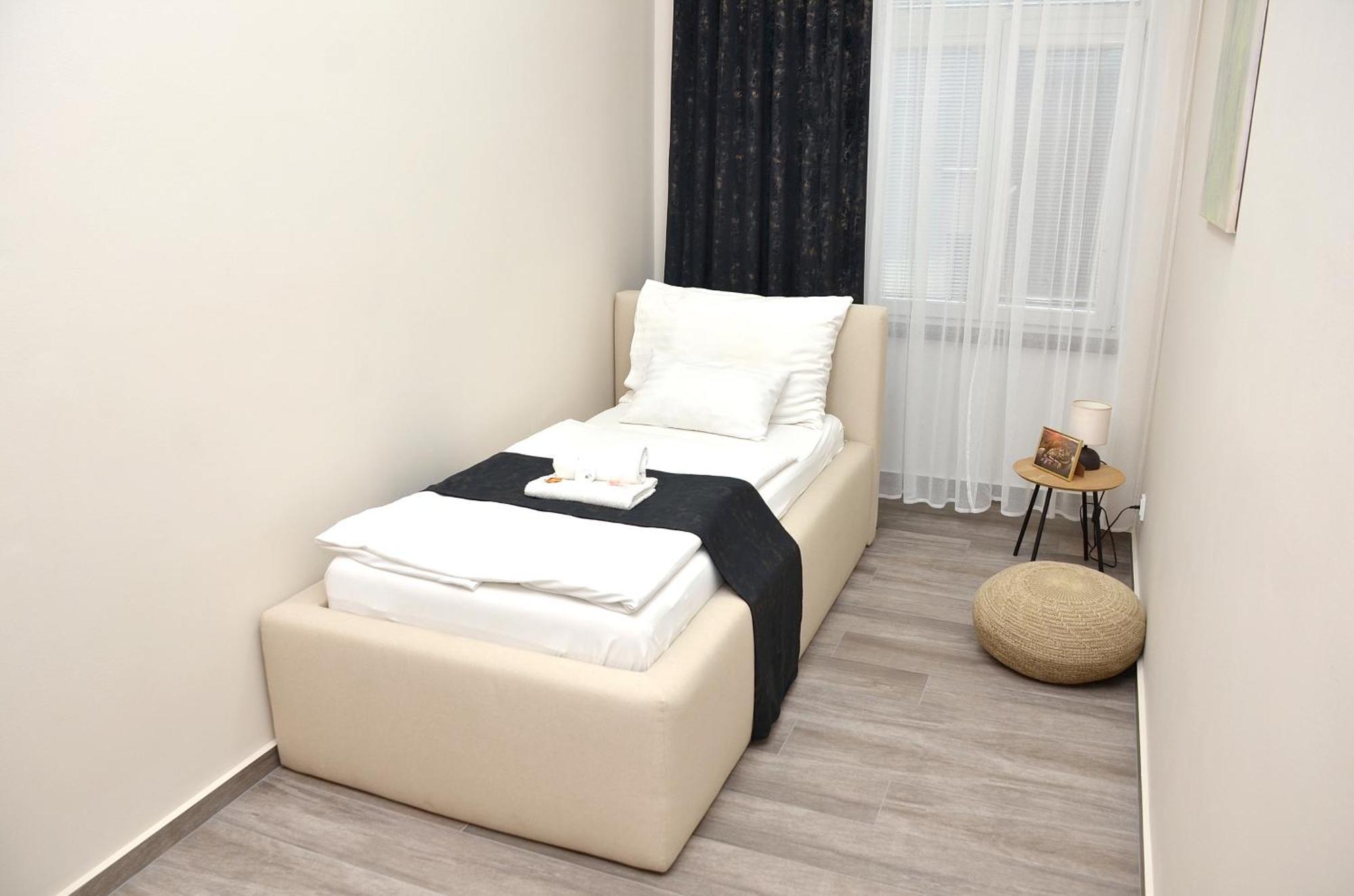 Euro Krenova 75 Apartment