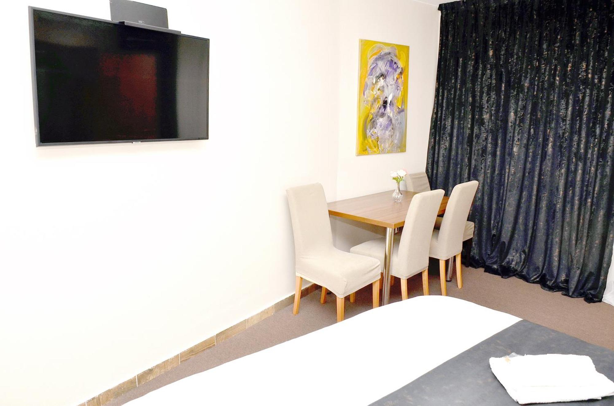 Apartment Euro Krenova 75